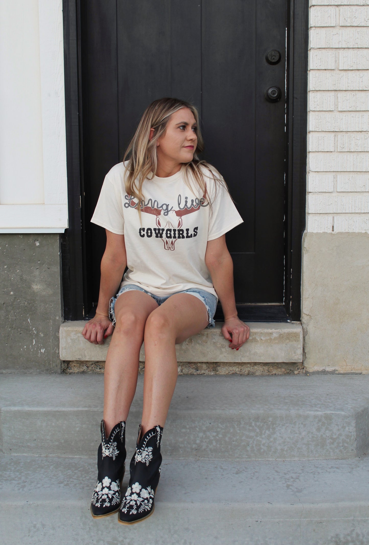 'Long Live Cowgirls' Graphic Tee
