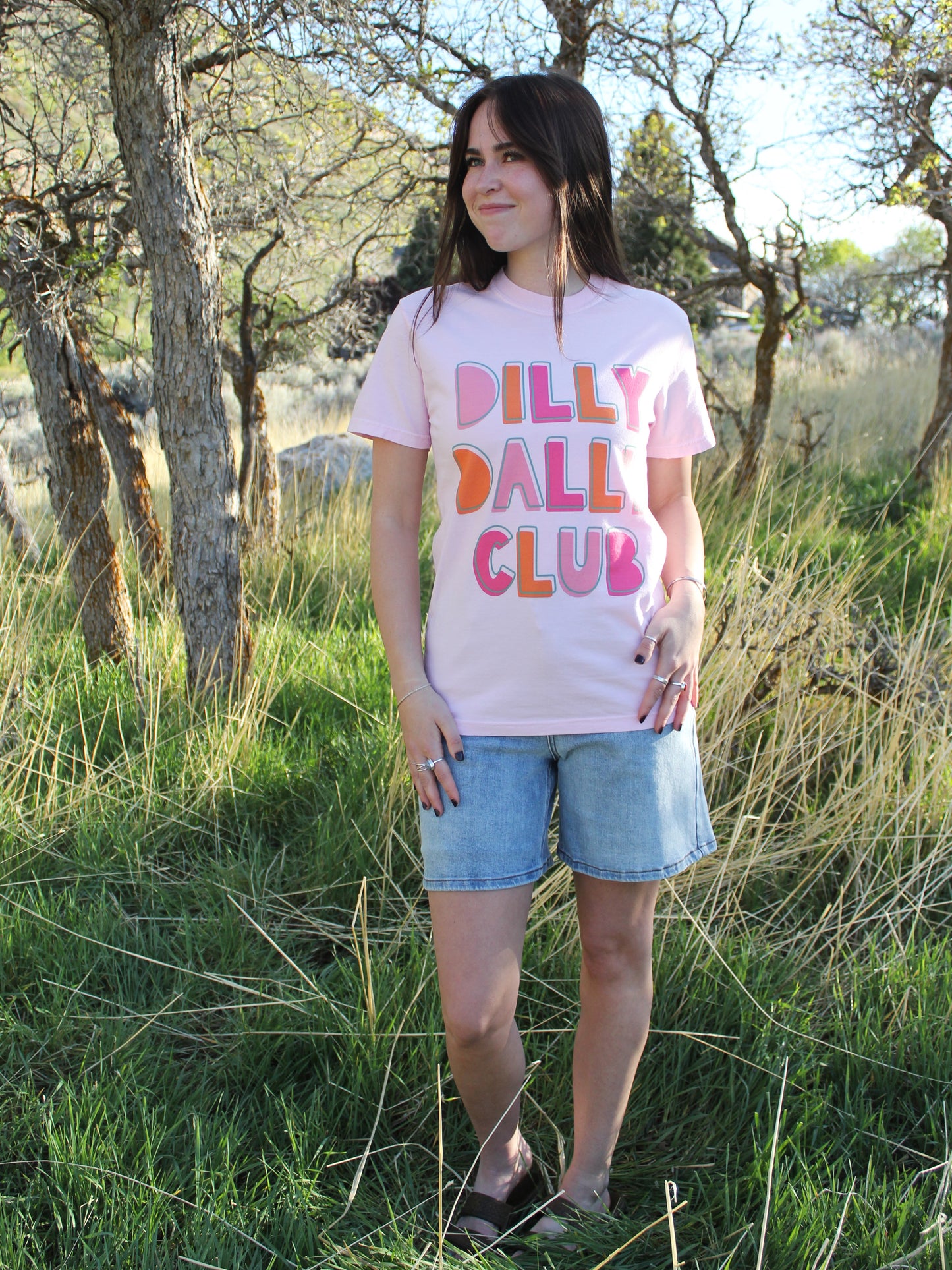 ‘DILLY DALLY CLUB’ Graphic Tee