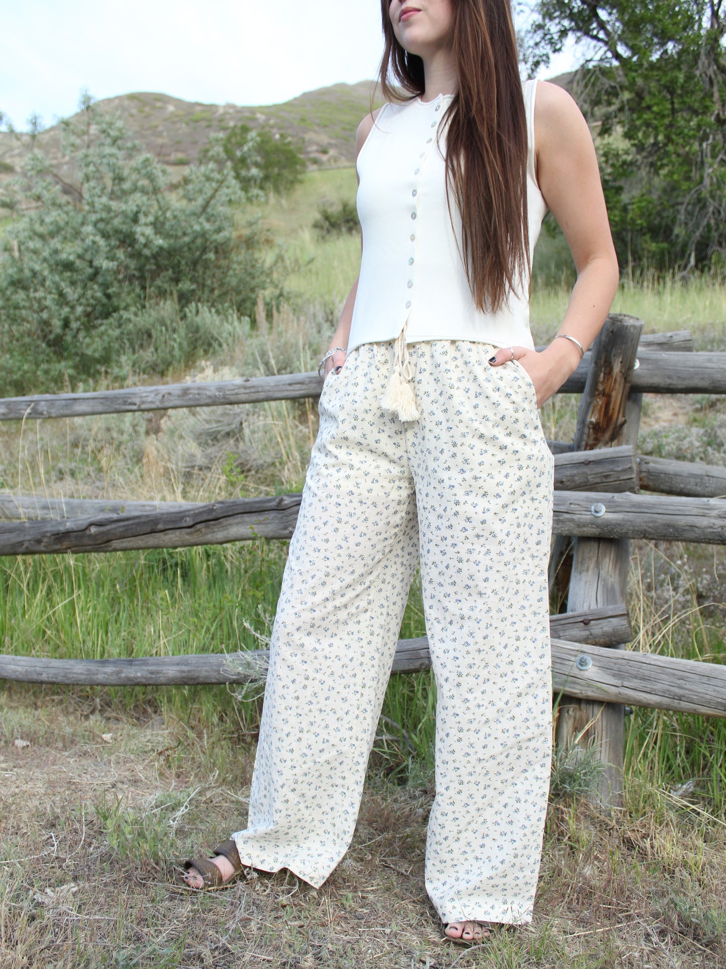 Delicate Flower Pant in Blue