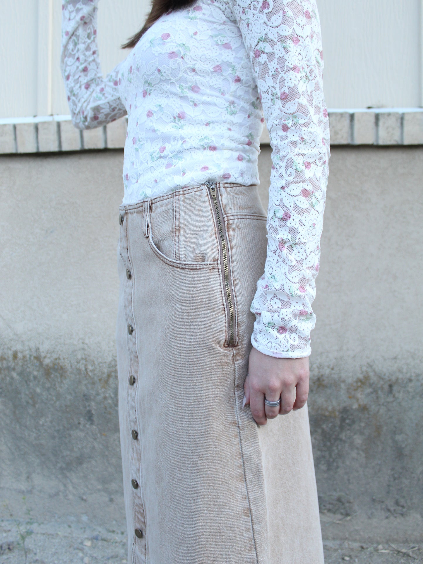 Timeless Buttoned Denim Skirt in Tan