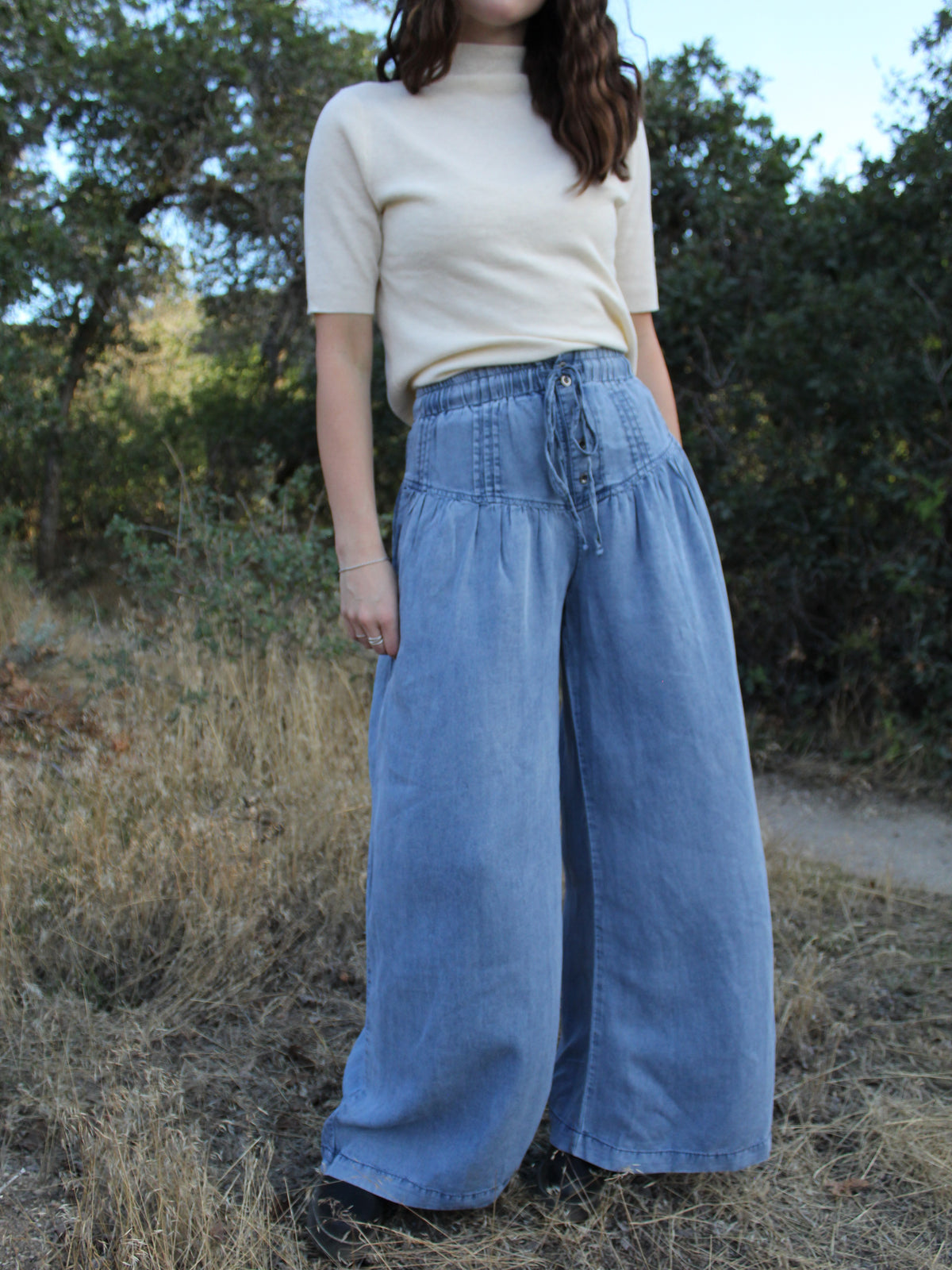 The Denim Blues Tencel Pant