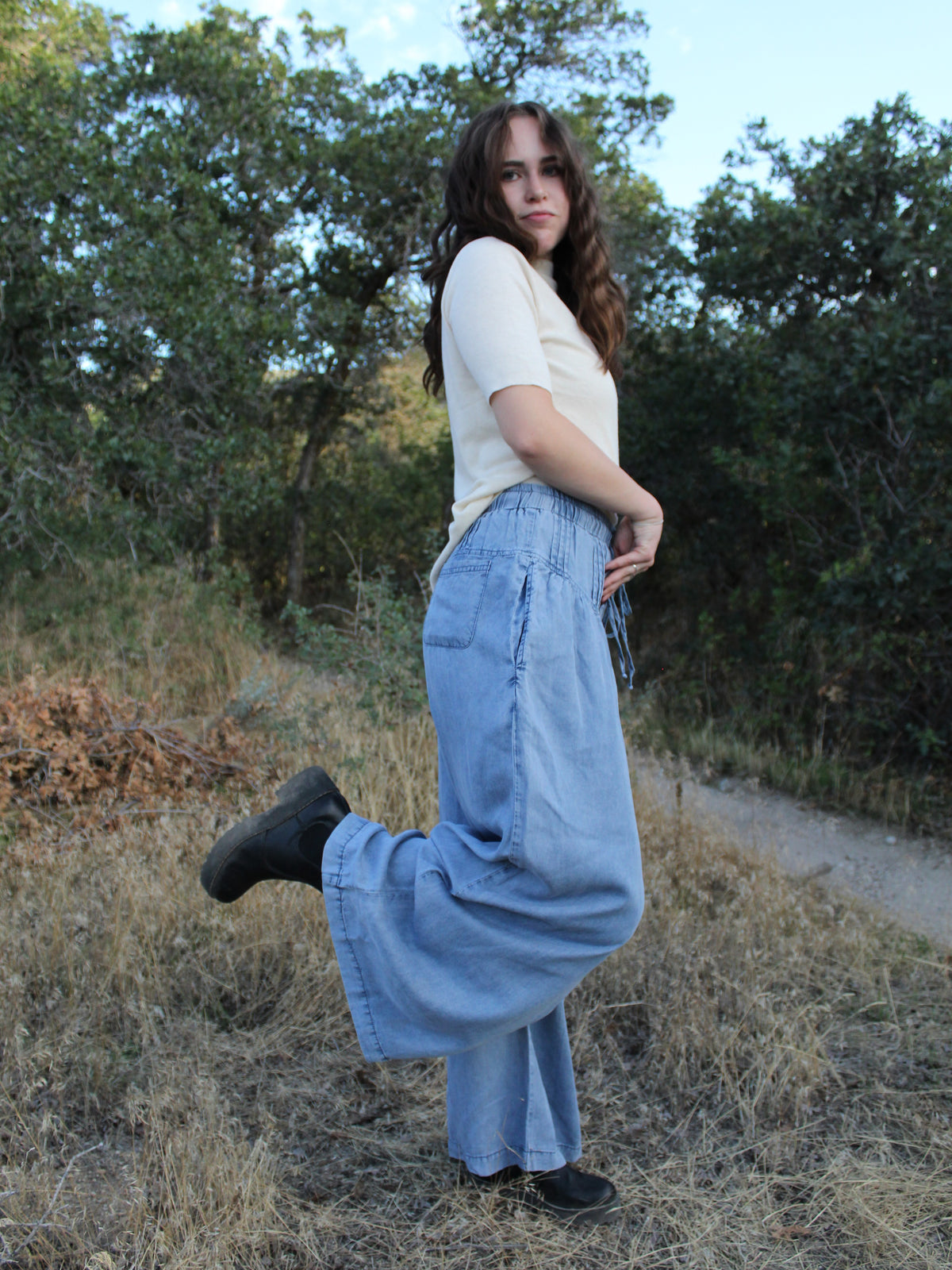 The Denim Blues Tencel Pant
