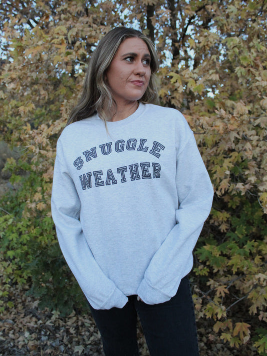 'SNUGGLE WEATHER' Sweatshirt in Heather Gray
